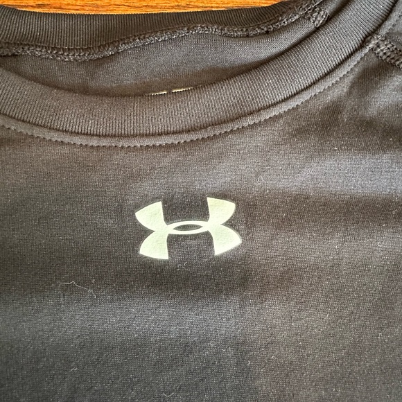 Under Armour shirt sleeved shirt - Picture 5 of 5